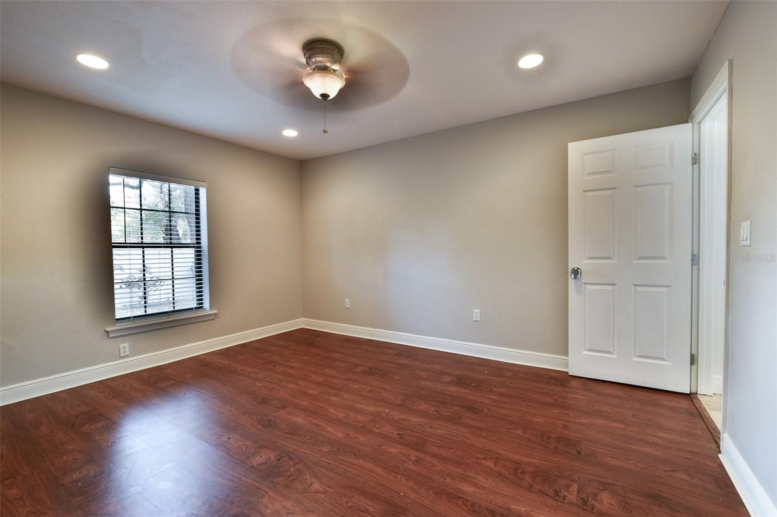 Image 28 of 71 For 5700 Marinell Drive