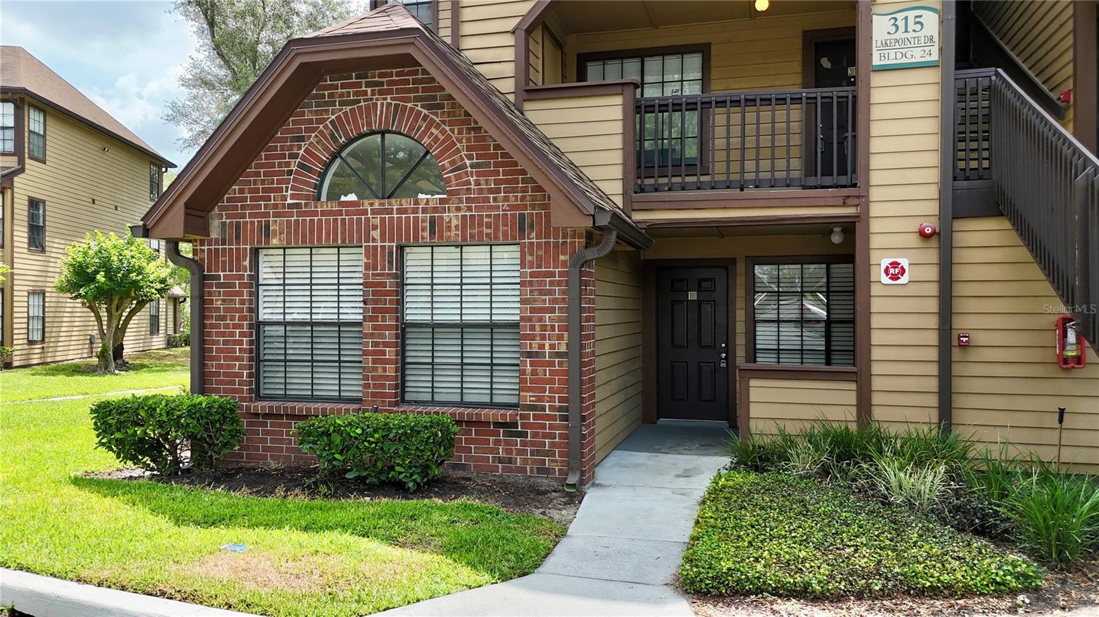 Details for 315 Lakepointe Drive 101, ALTAMONTE SPRINGS, FL 32701