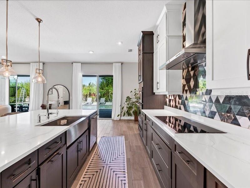 Image 10 of 51 For 8408 Ludington Circle