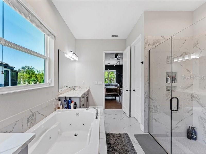 Image 18 of 51 For 8408 Ludington Circle