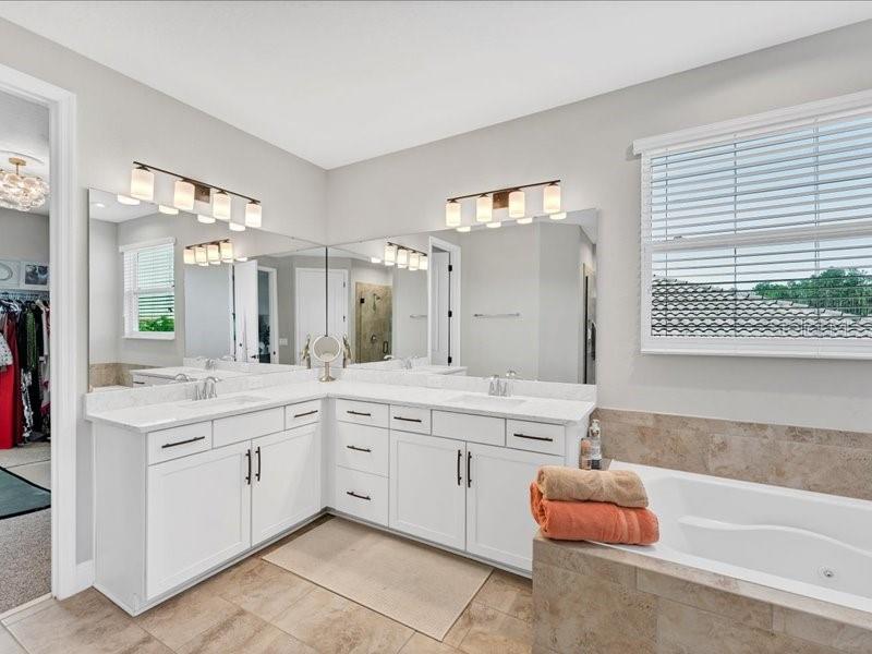 Image 25 of 51 For 8408 Ludington Circle