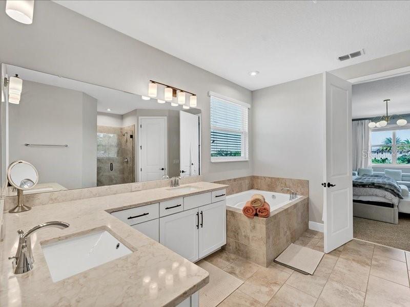 Image 26 of 51 For 8408 Ludington Circle