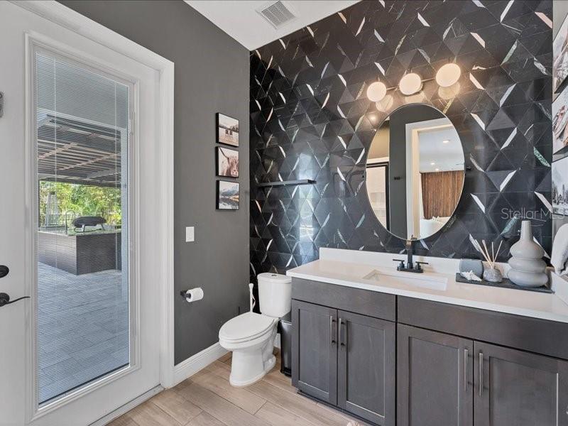 Image 30 of 51 For 8408 Ludington Circle