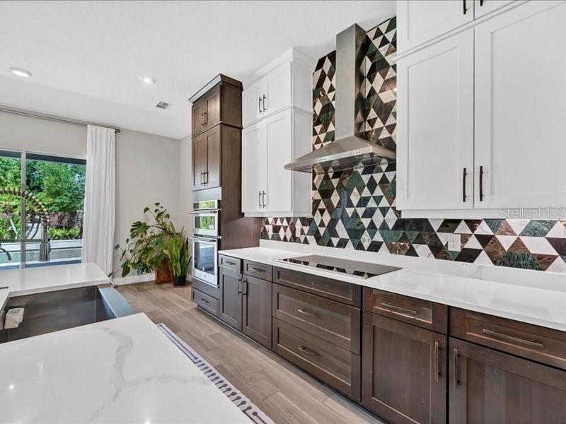 Image 9 of 51 For 8408 Ludington Circle