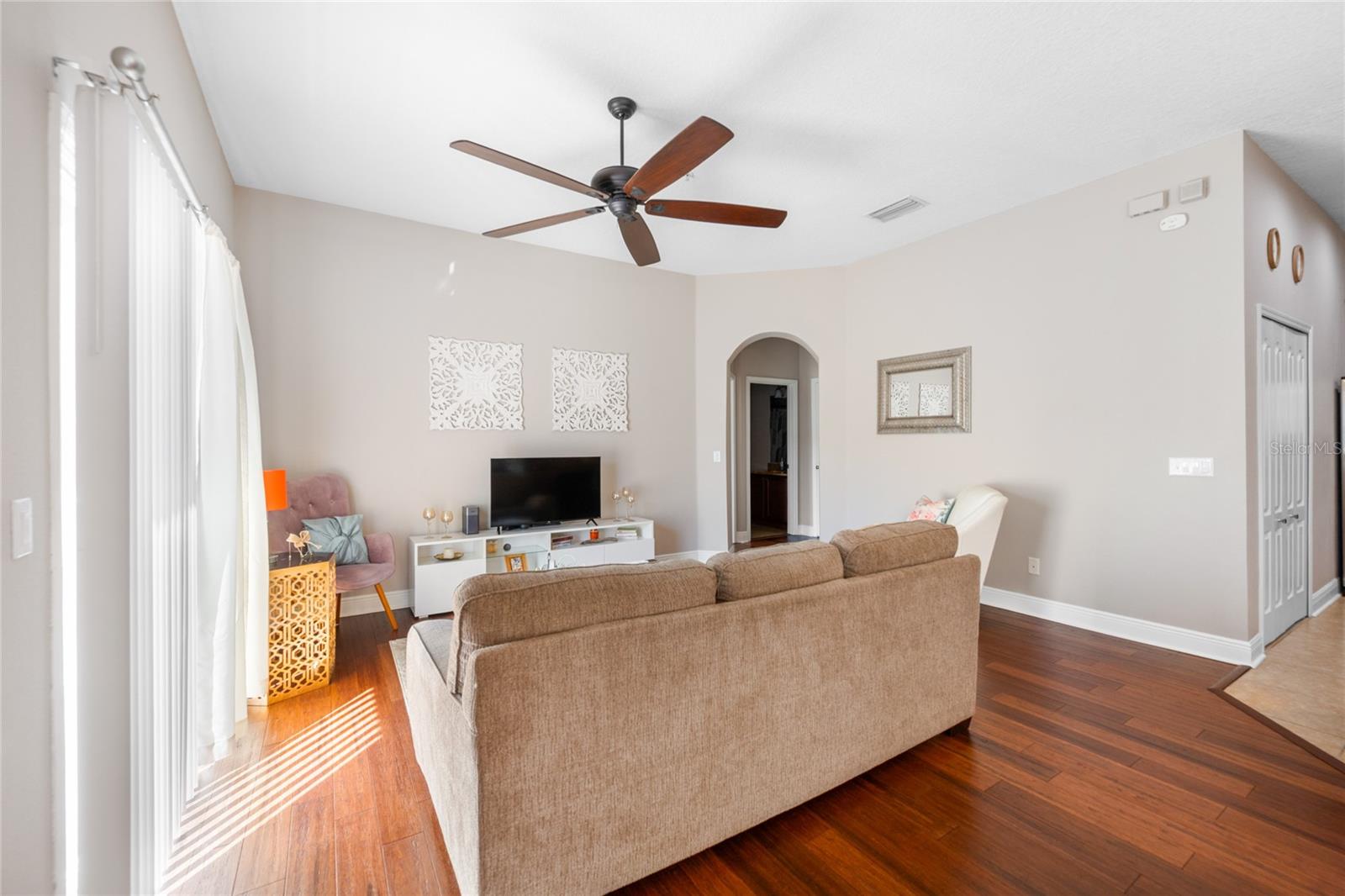 Image 13 of 31 For 10235 Cala Lily Trail 35a