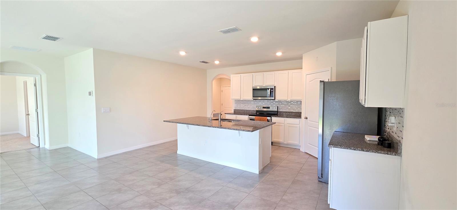 Image 16 of 62 For 3383 Hammond Point