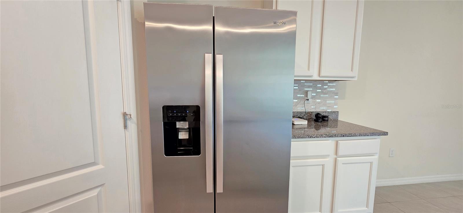 Image 17 of 62 For 3383 Hammond Point