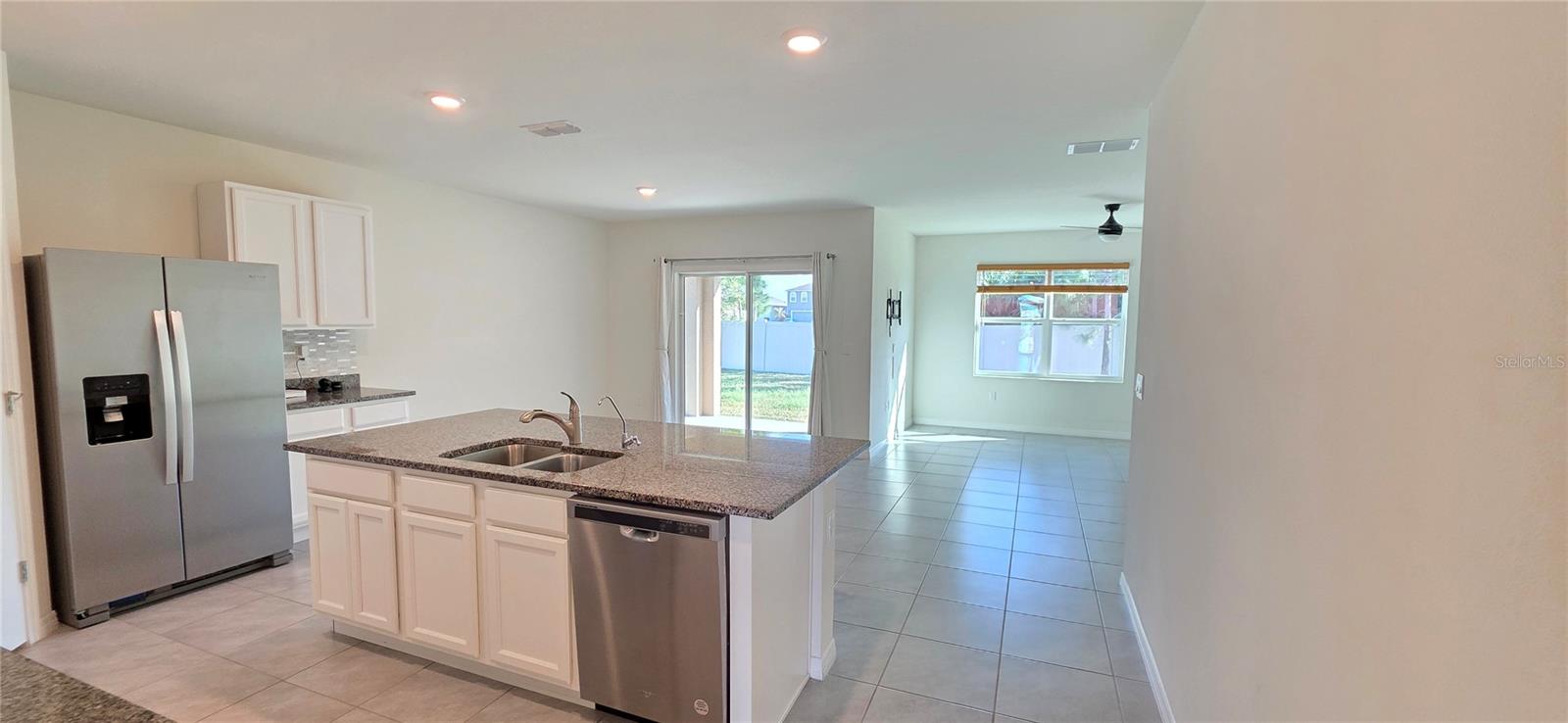 Image 18 of 62 For 3383 Hammond Point