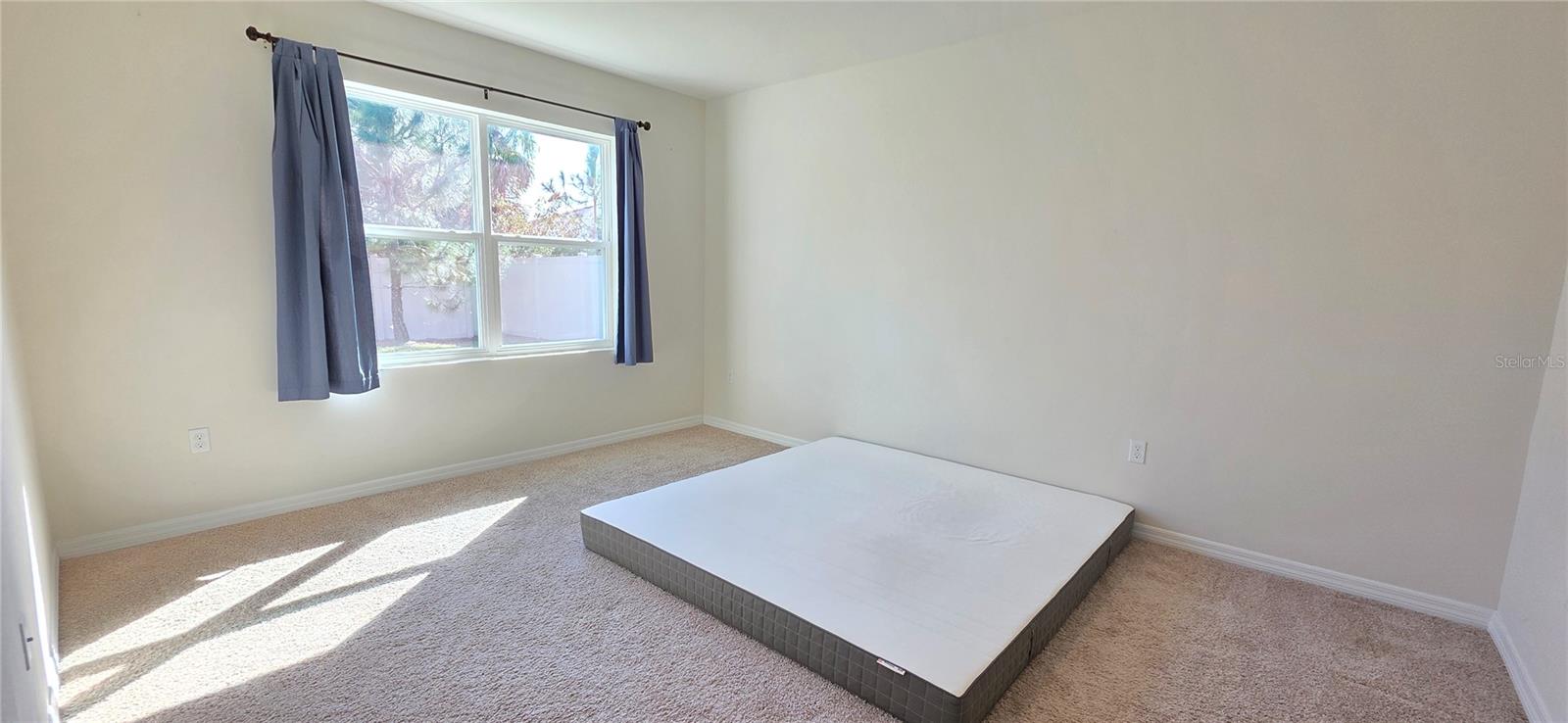 Image 24 of 62 For 3383 Hammond Point