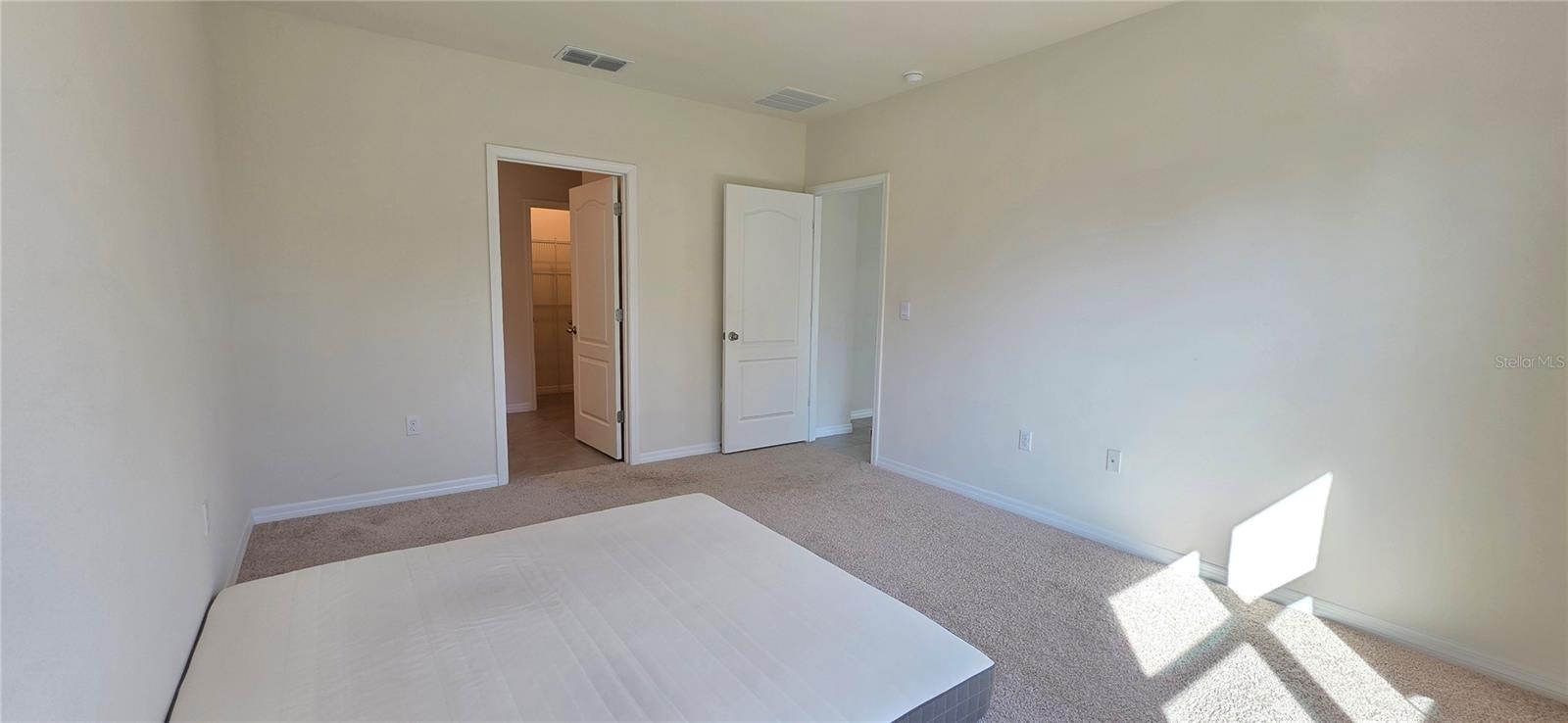 Image 25 of 62 For 3383 Hammond Point