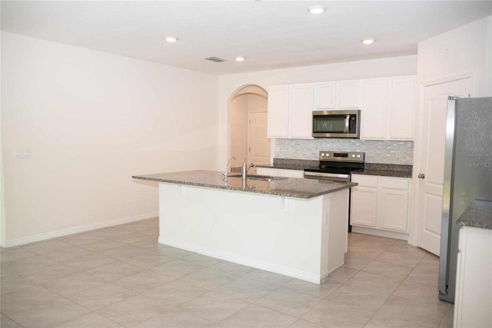 Image 3 of 62 For 3383 Hammond Point