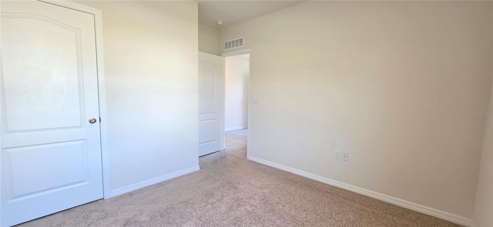 Image 40 of 62 For 3383 Hammond Point