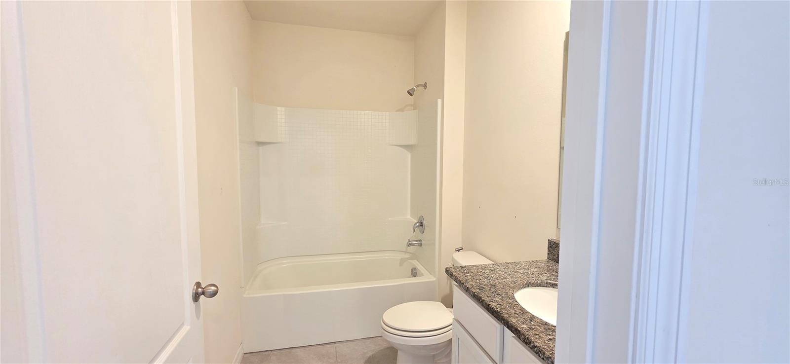 Image 44 of 62 For 3383 Hammond Point