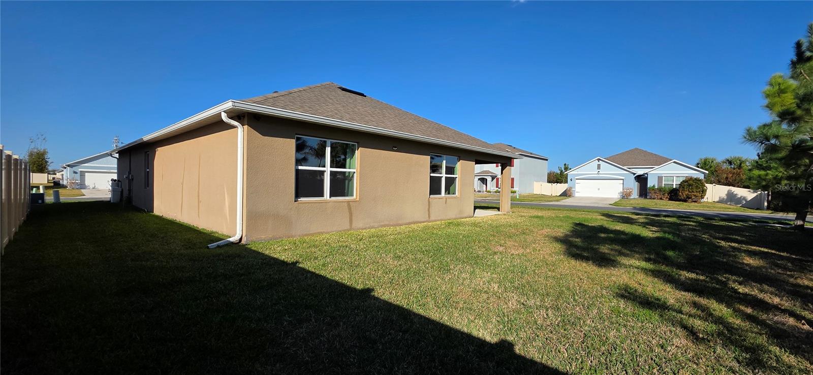 Image 50 of 62 For 3383 Hammond Point