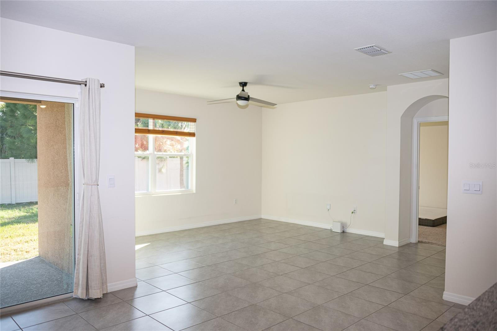 Image 8 of 62 For 3383 Hammond Point