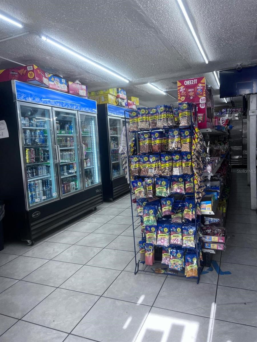 Image 7 of 12 For 1805 Historic Goldsboro Boulevard