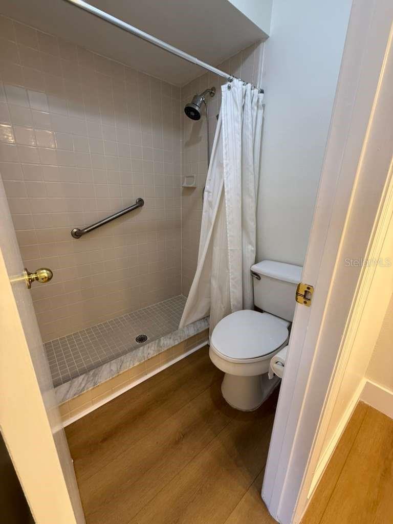 Image 14 of 18 For 1242 Lucaya Circle