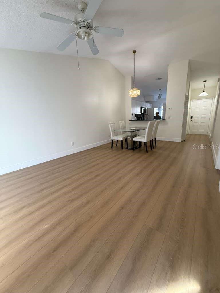 Image 5 of 18 For 1242 Lucaya Circle