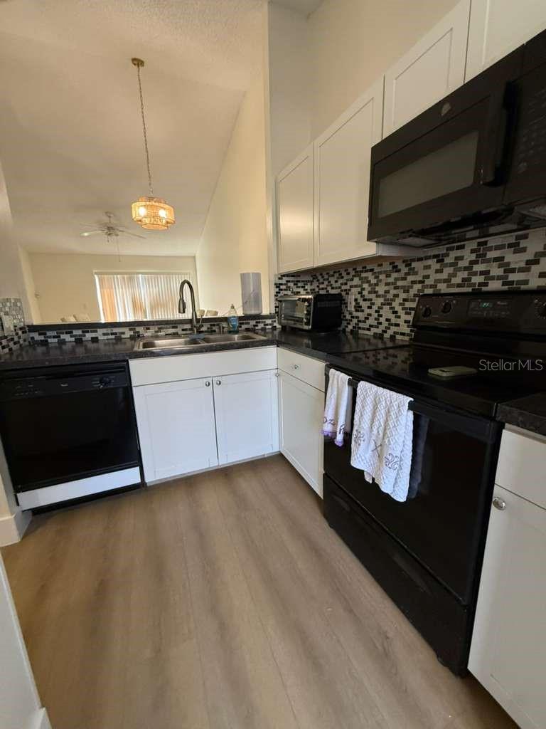 Image 7 of 18 For 1242 Lucaya Circle