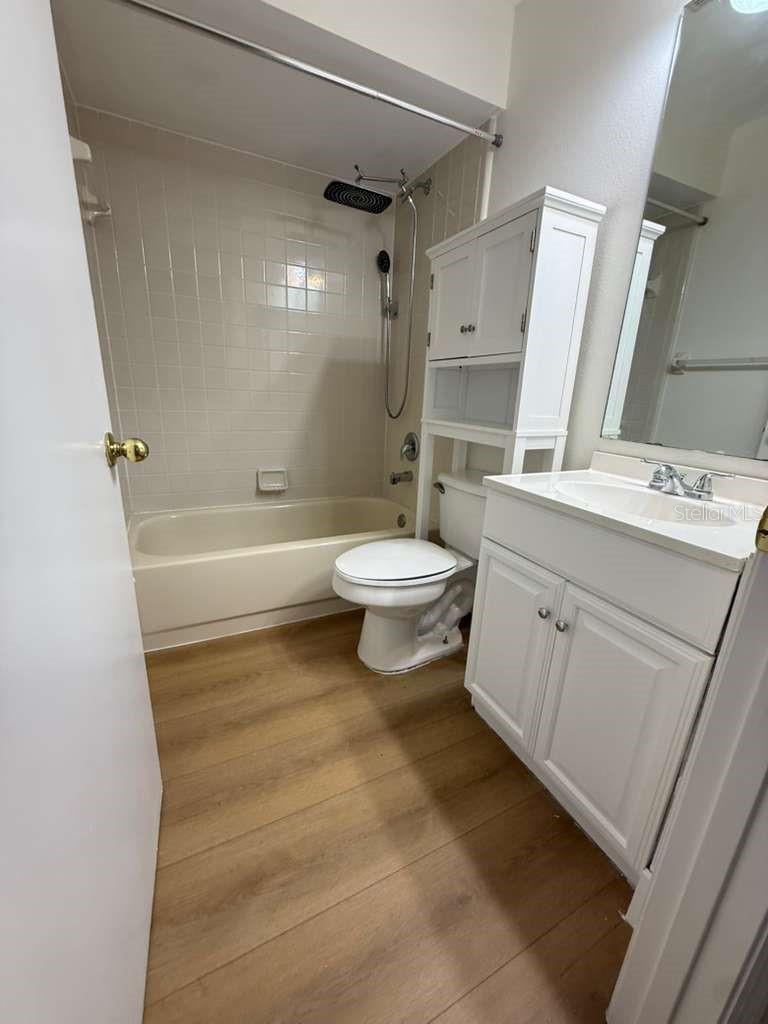 Image 9 of 18 For 1242 Lucaya Circle