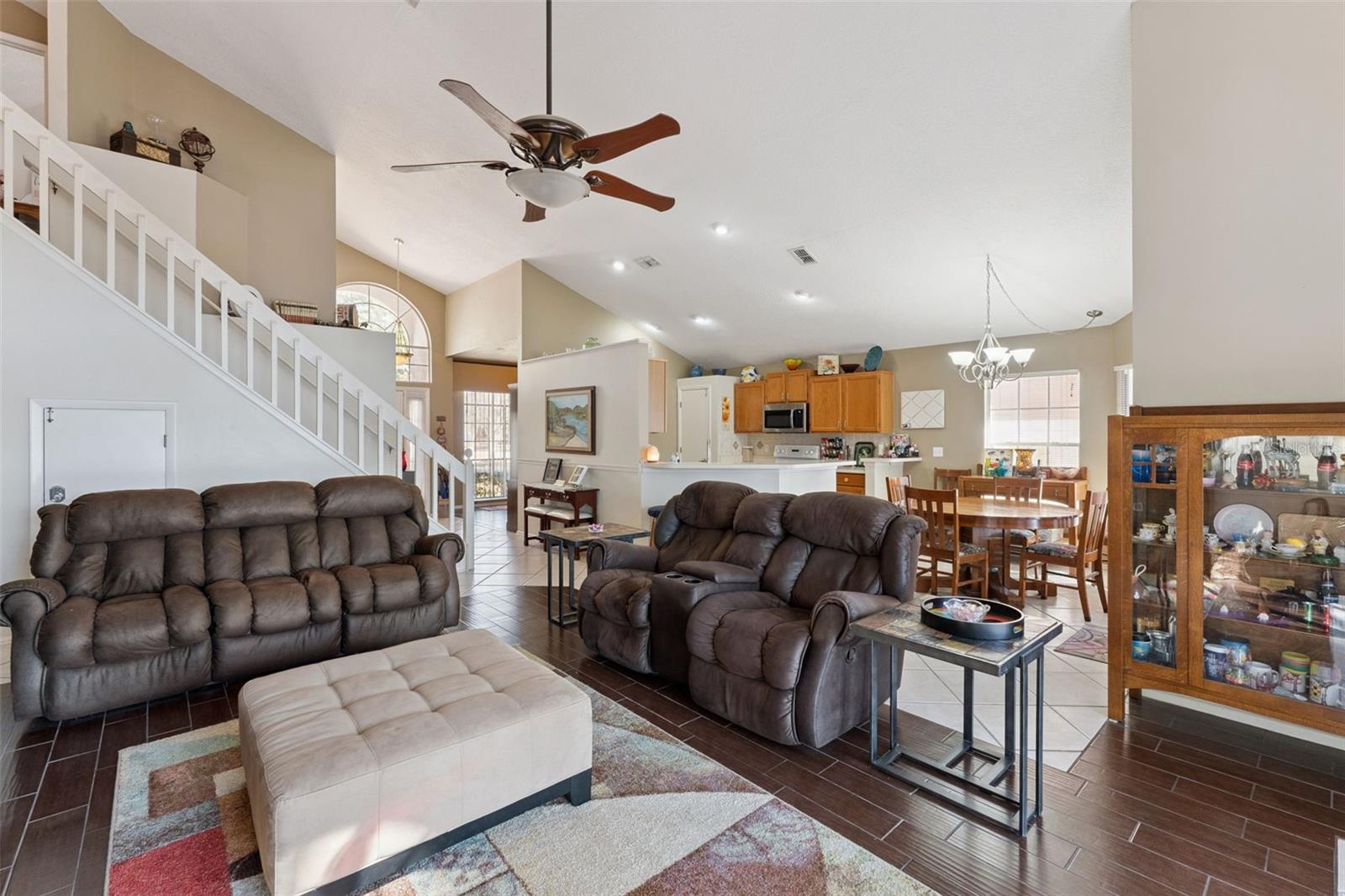 Image 9 of 35 For 2732 Tolworth Avenue