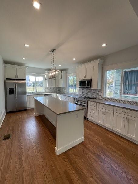 Image 11 of 28 For 446 Ruth Lane