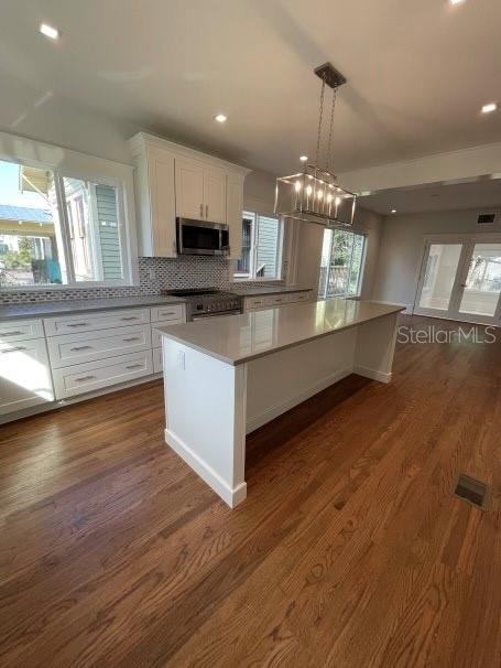 Image 12 of 28 For 446 Ruth Lane