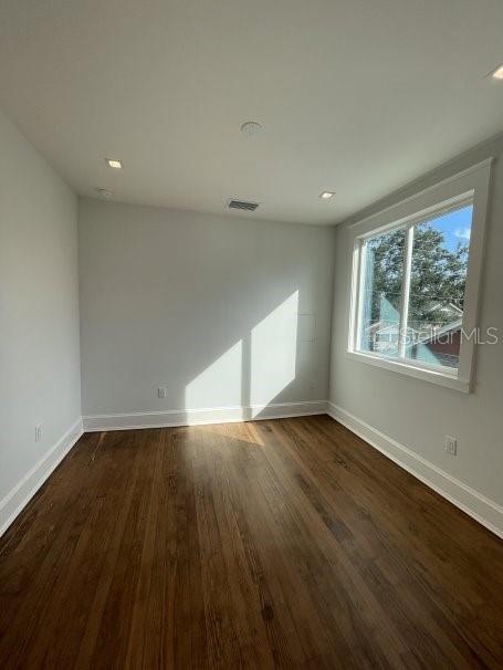 Image 21 of 28 For 446 Ruth Lane