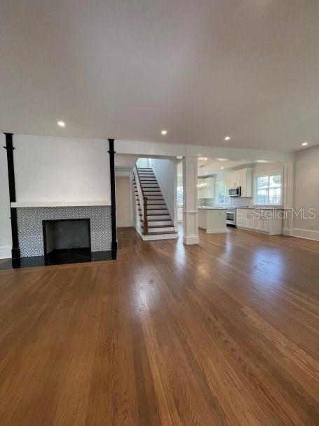 Image 7 of 28 For 446 Ruth Lane