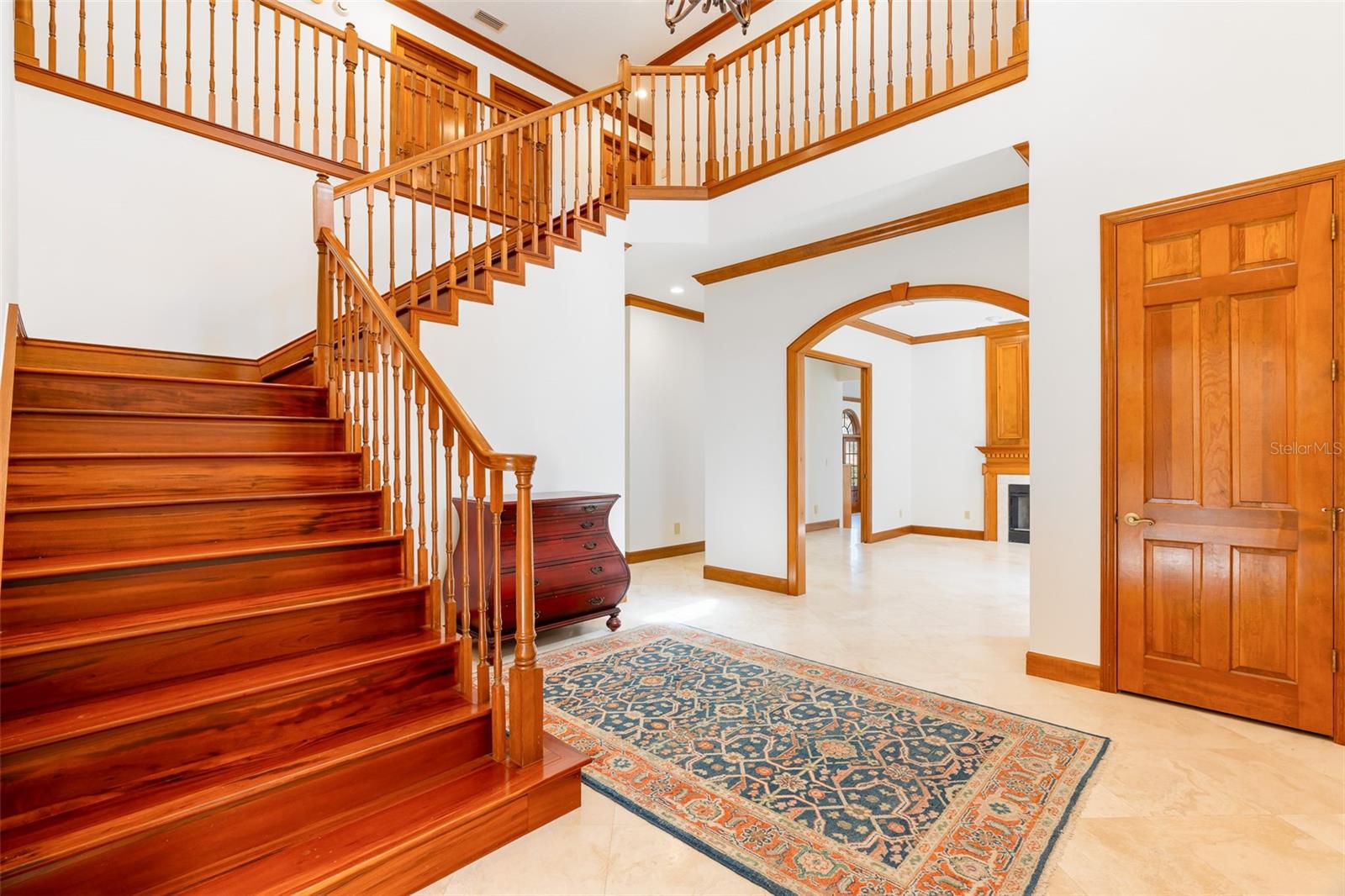 Image 14 of 100 For 8133 Oakland Place