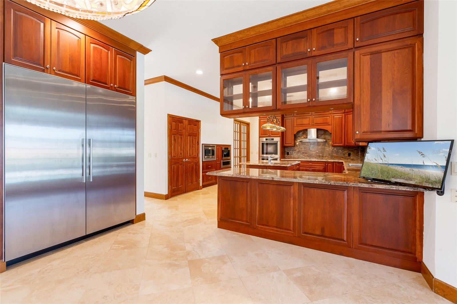 Image 35 of 100 For 8133 Oakland Place