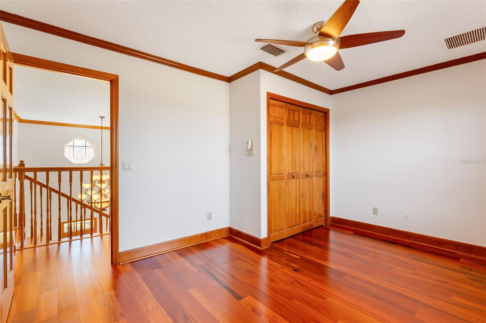 Image 66 of 100 For 8133 Oakland Place