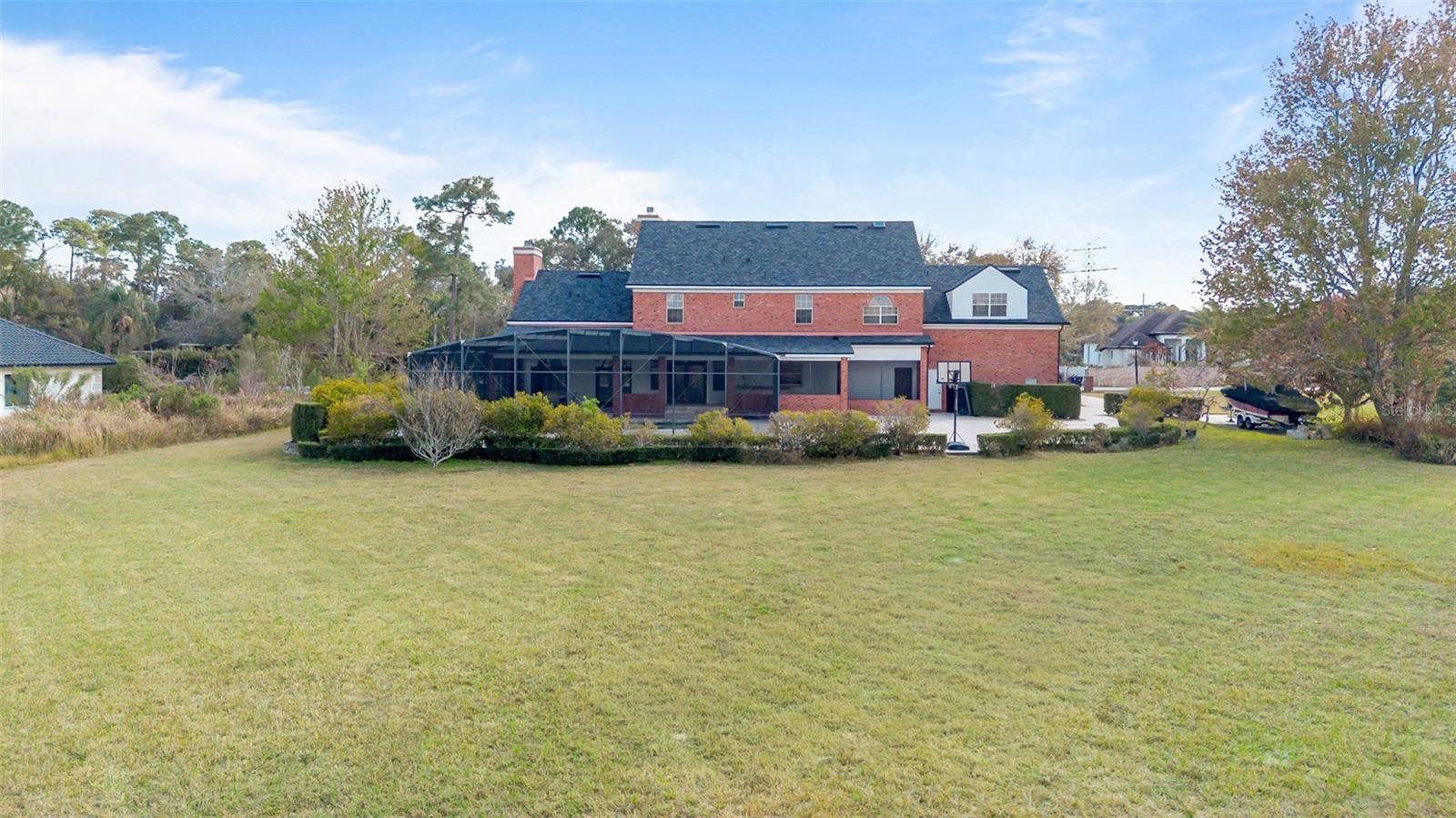 Image 7 of 100 For 8133 Oakland Place