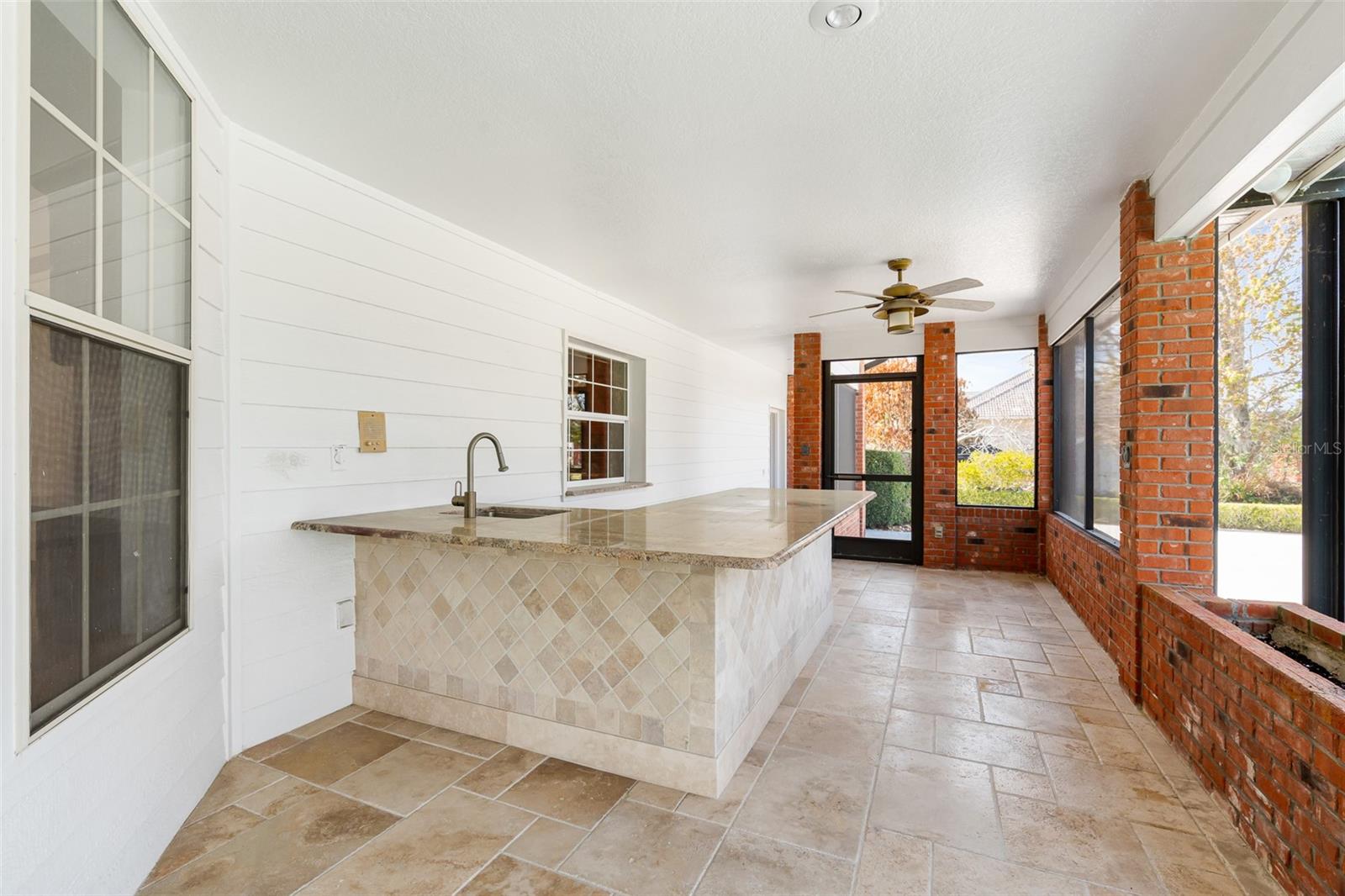 Image 81 of 100 For 8133 Oakland Place