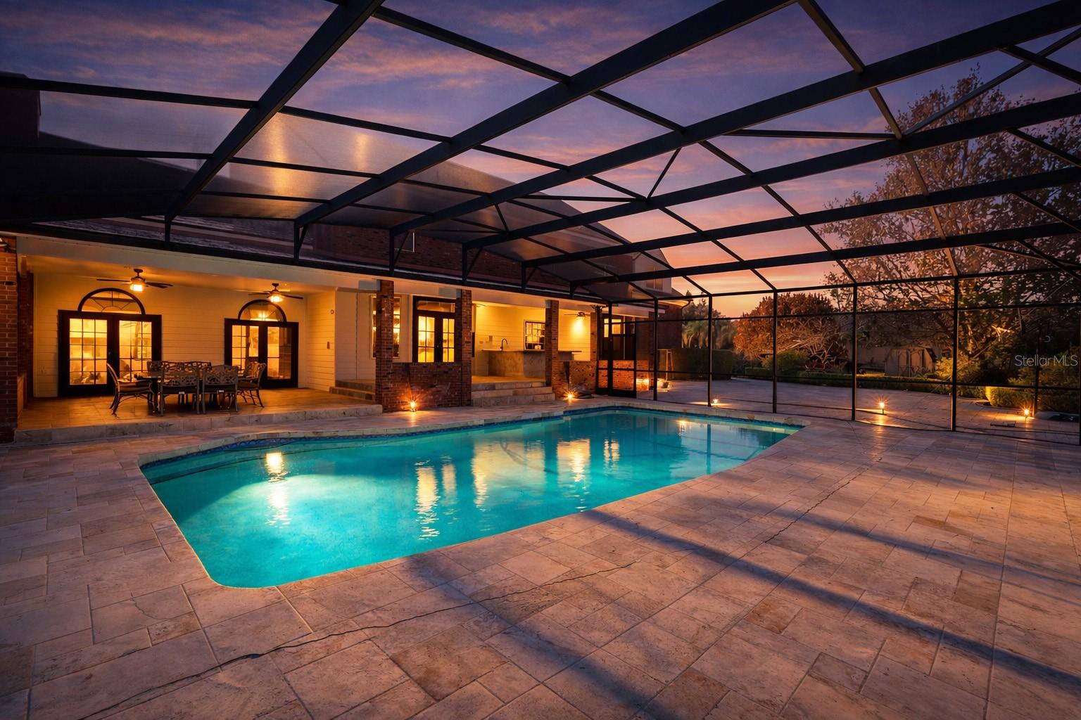 Image 83 of 100 For 8133 Oakland Place