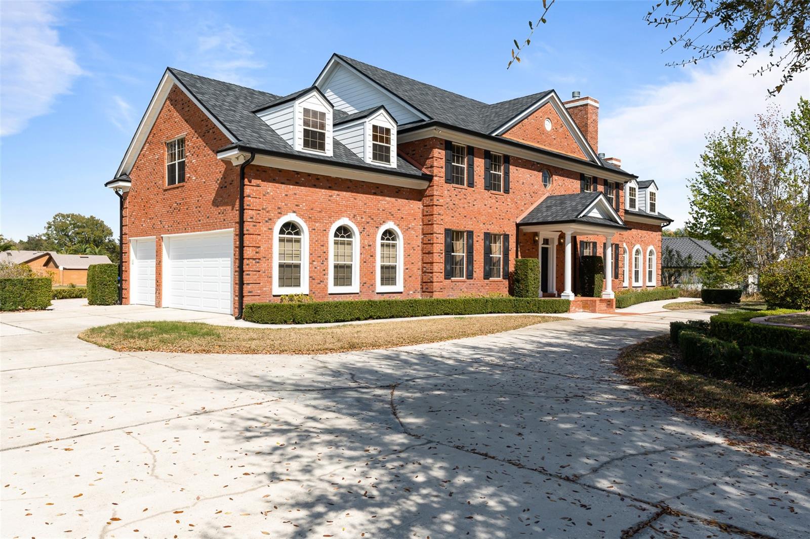 Image 92 of 100 For 8133 Oakland Place