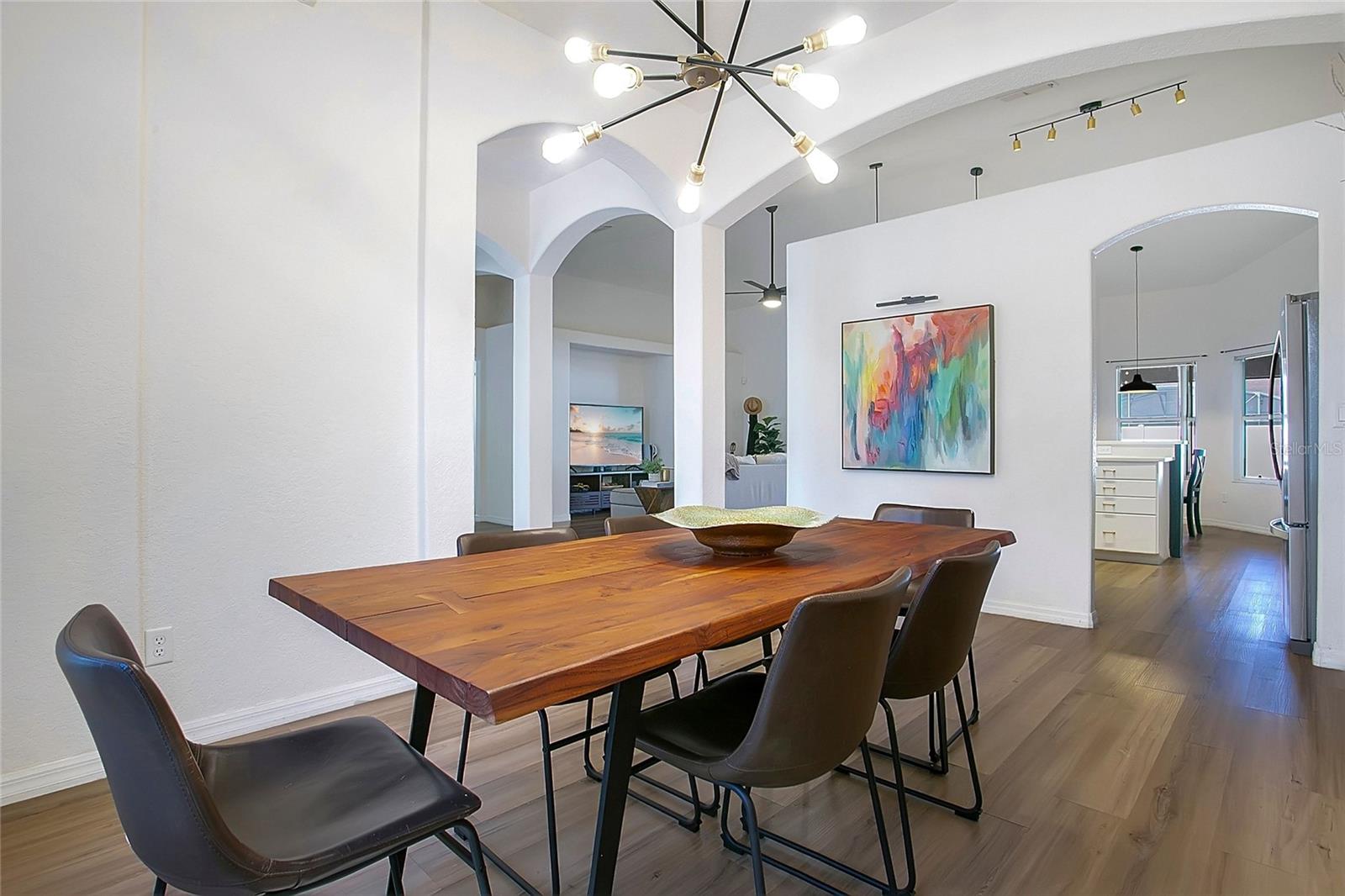 Image 10 of 45 For 3335 Countryside View Drive