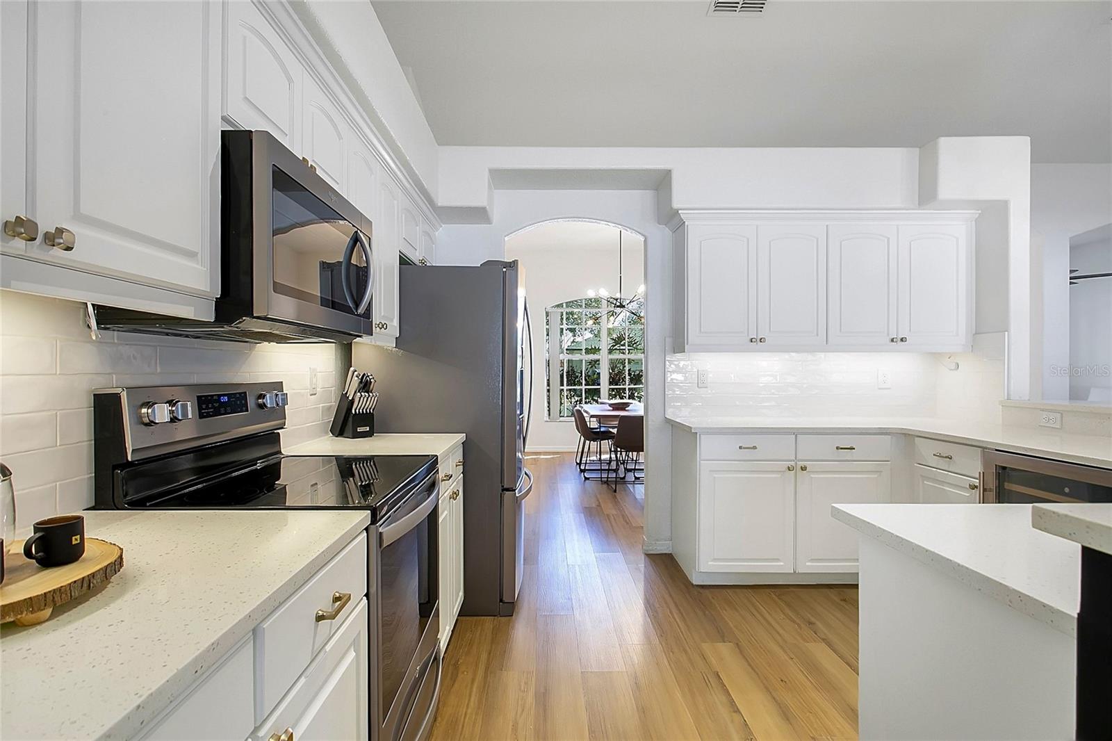 Image 11 of 45 For 3335 Countryside View Drive