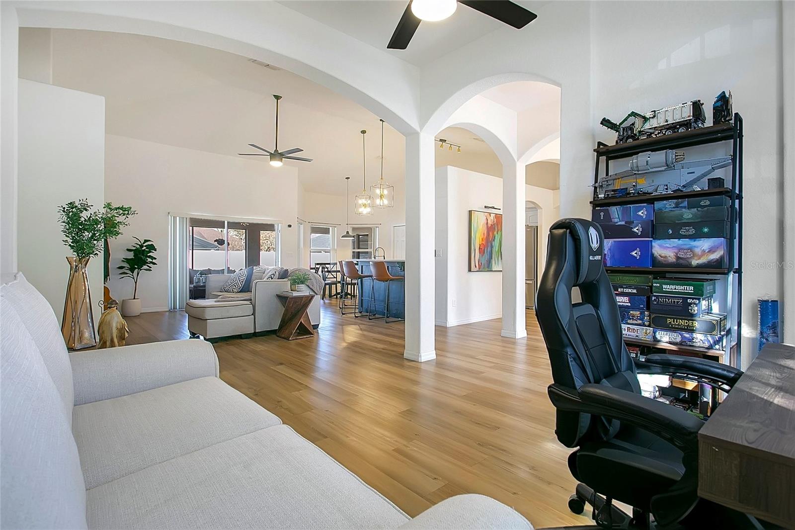 Image 17 of 45 For 3335 Countryside View Drive