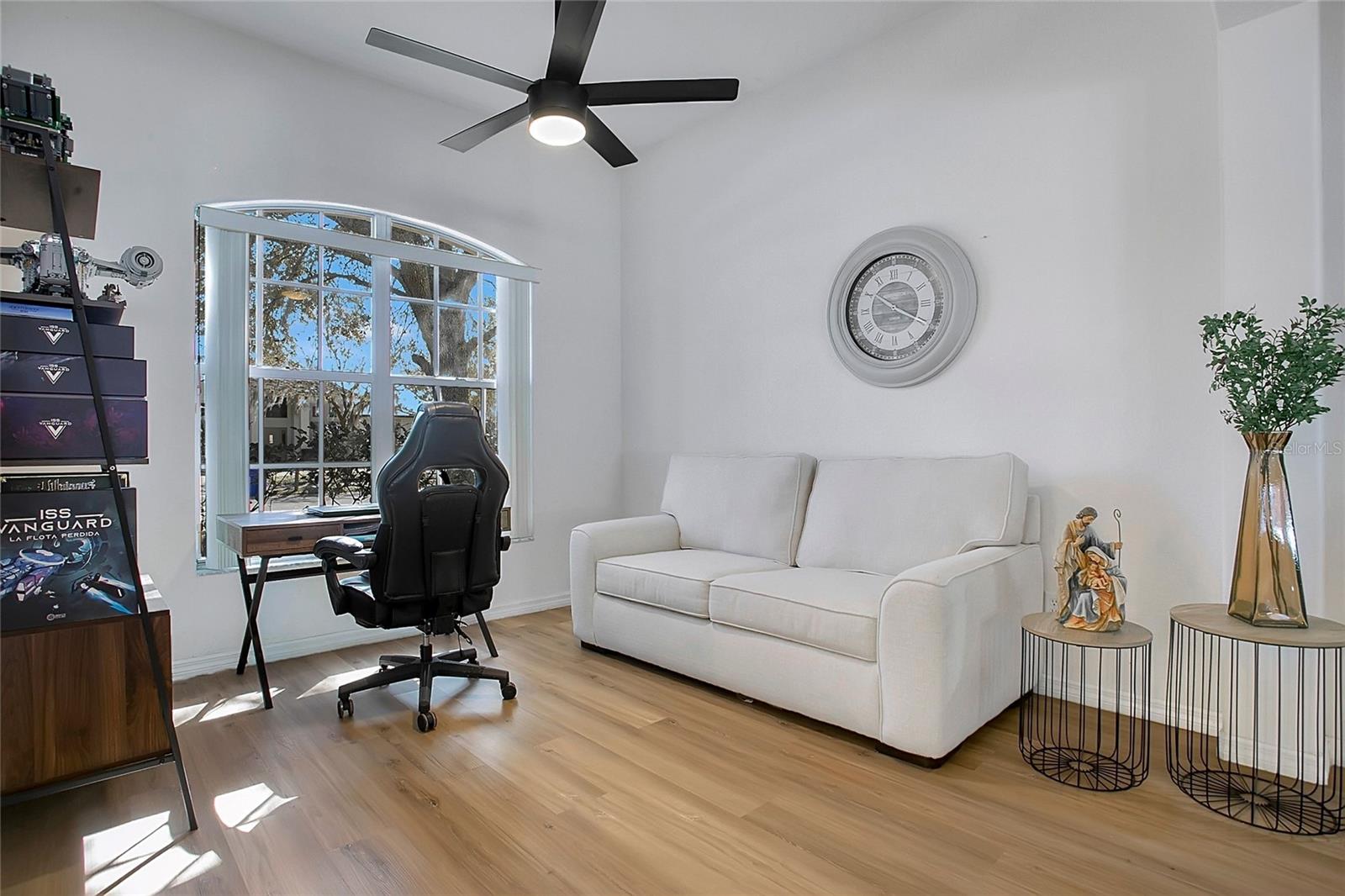 Image 18 of 45 For 3335 Countryside View Drive