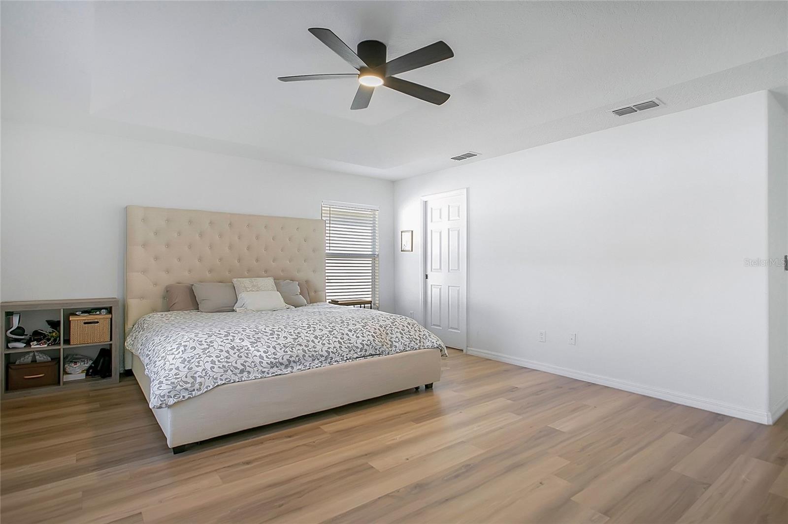 Image 20 of 45 For 3335 Countryside View Drive