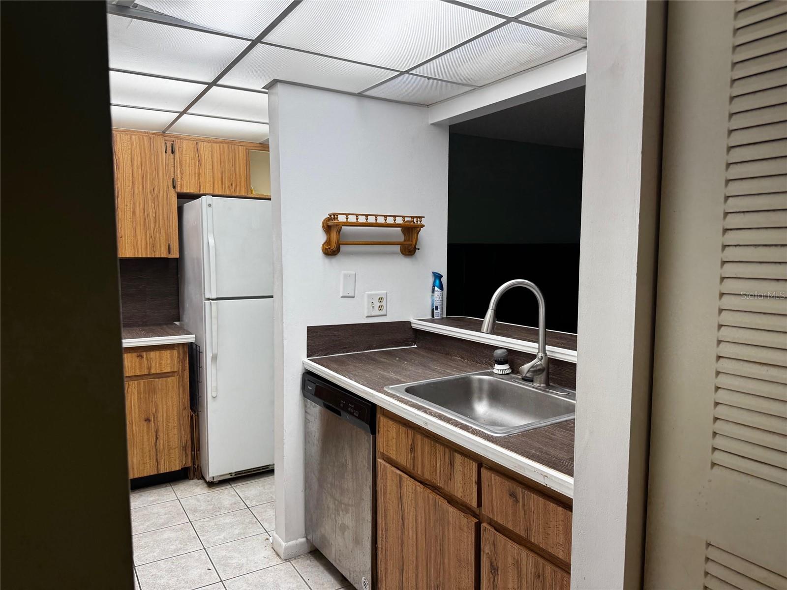 Image 5 of 9 For 140 Orchid Woods Court 18a