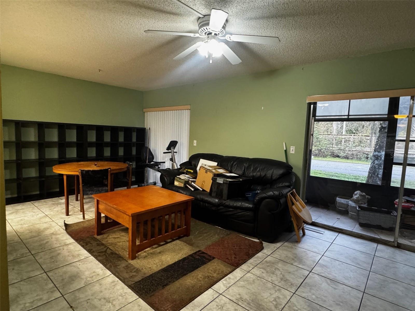 Image 6 of 9 For 140 Orchid Woods Court 18a