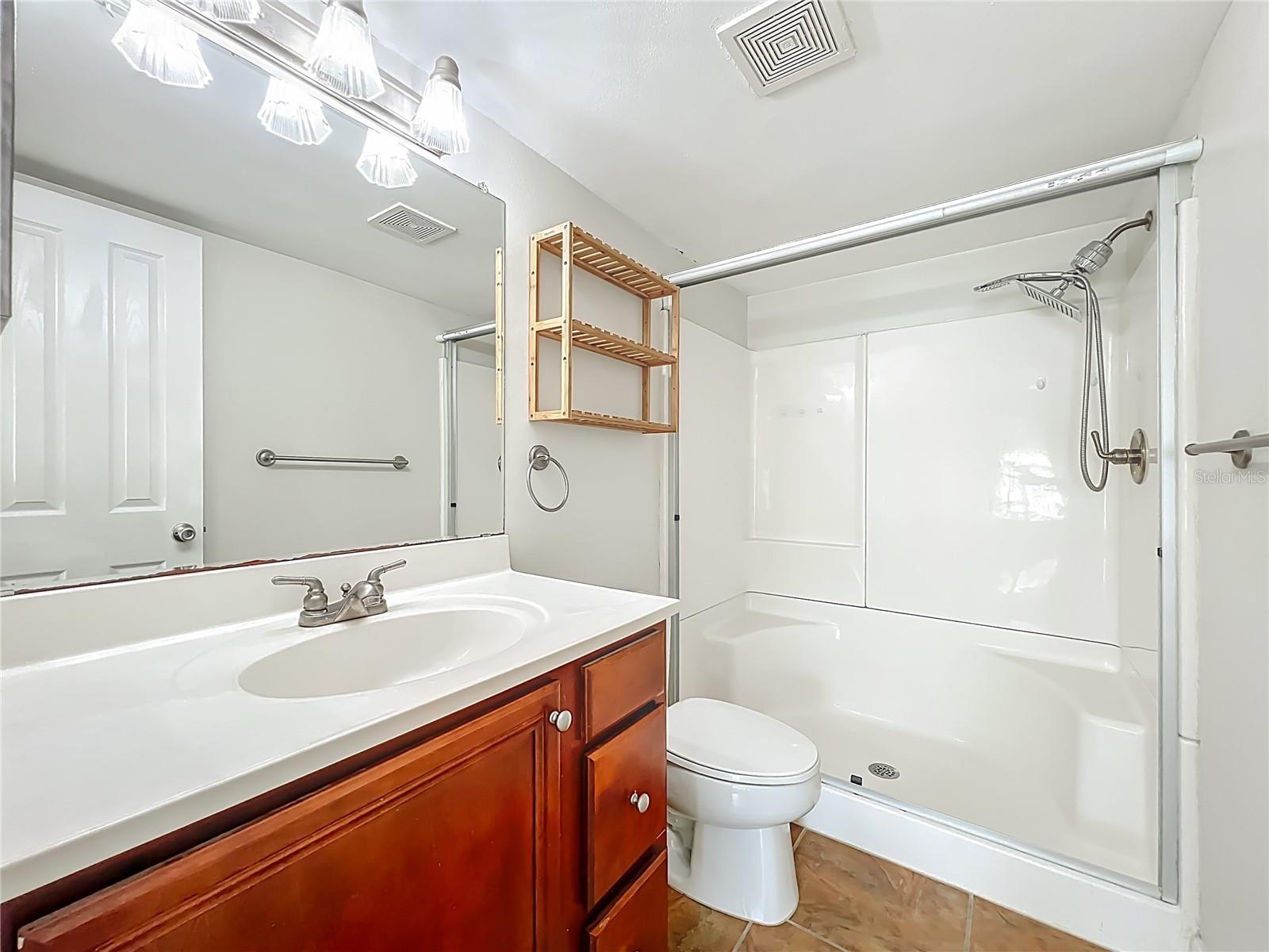 Image 29 of 33 For 4864 Conway Road 120