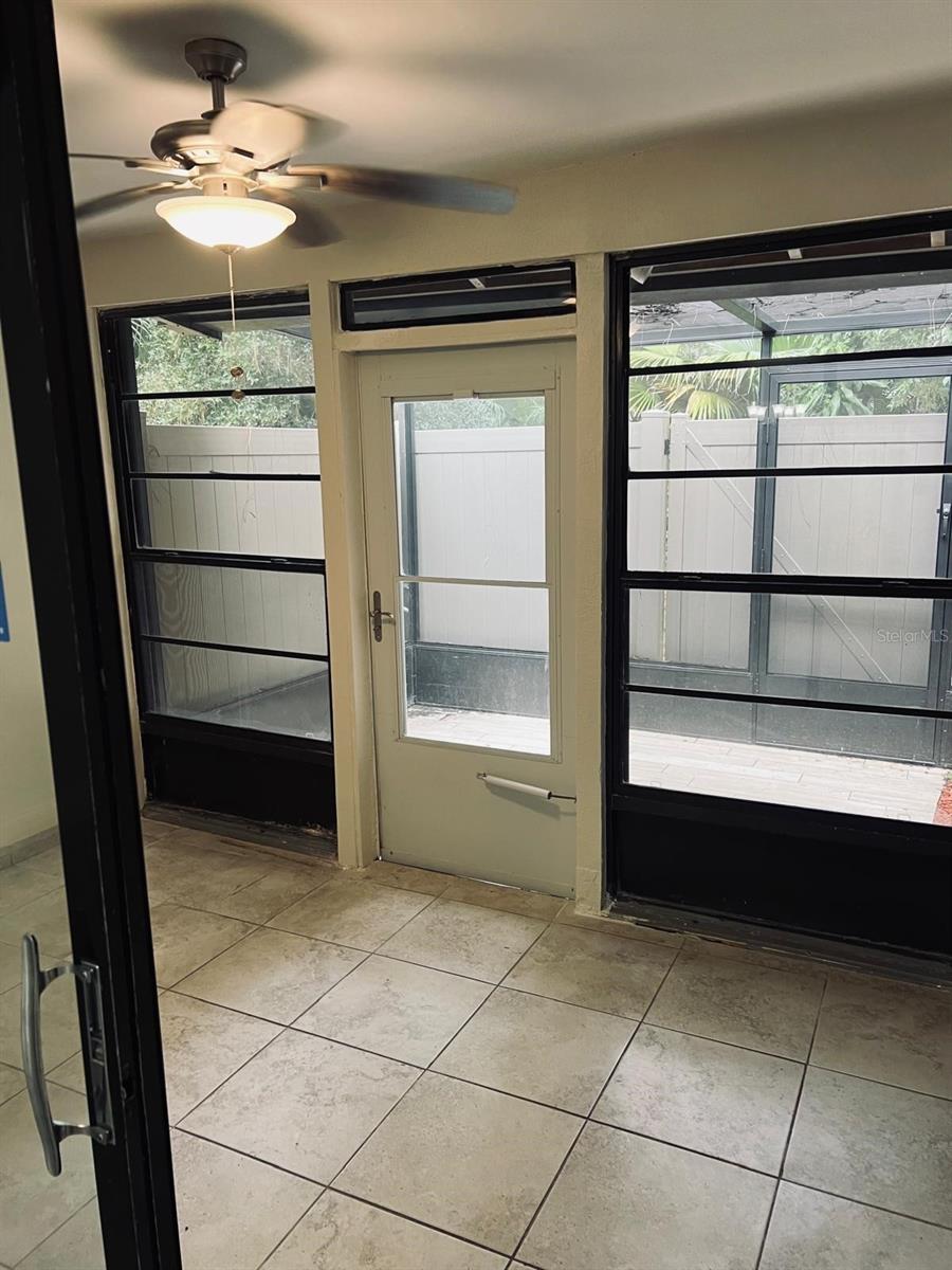 Image 10 of 11 For 131 Crown Point Circle 131