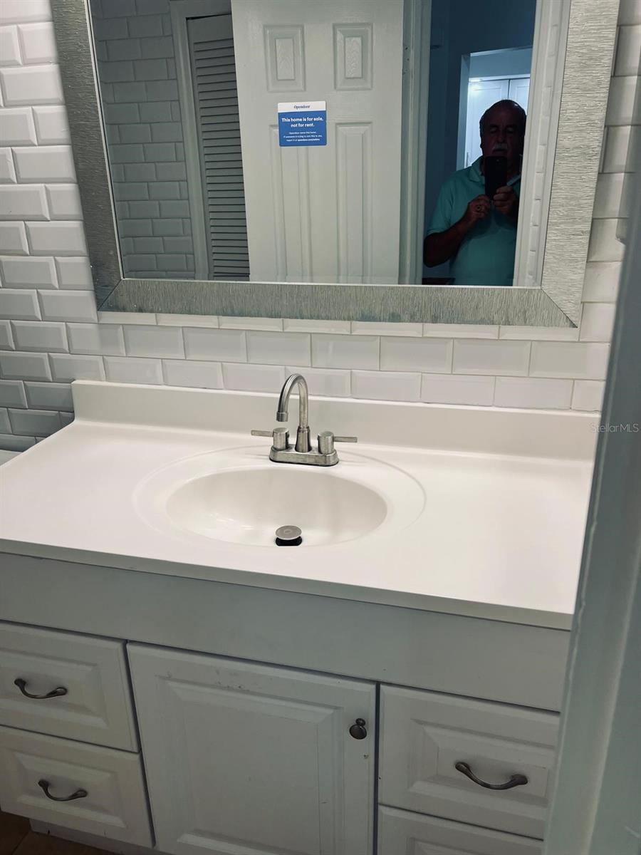 Image 8 of 11 For 131 Crown Point Circle 131