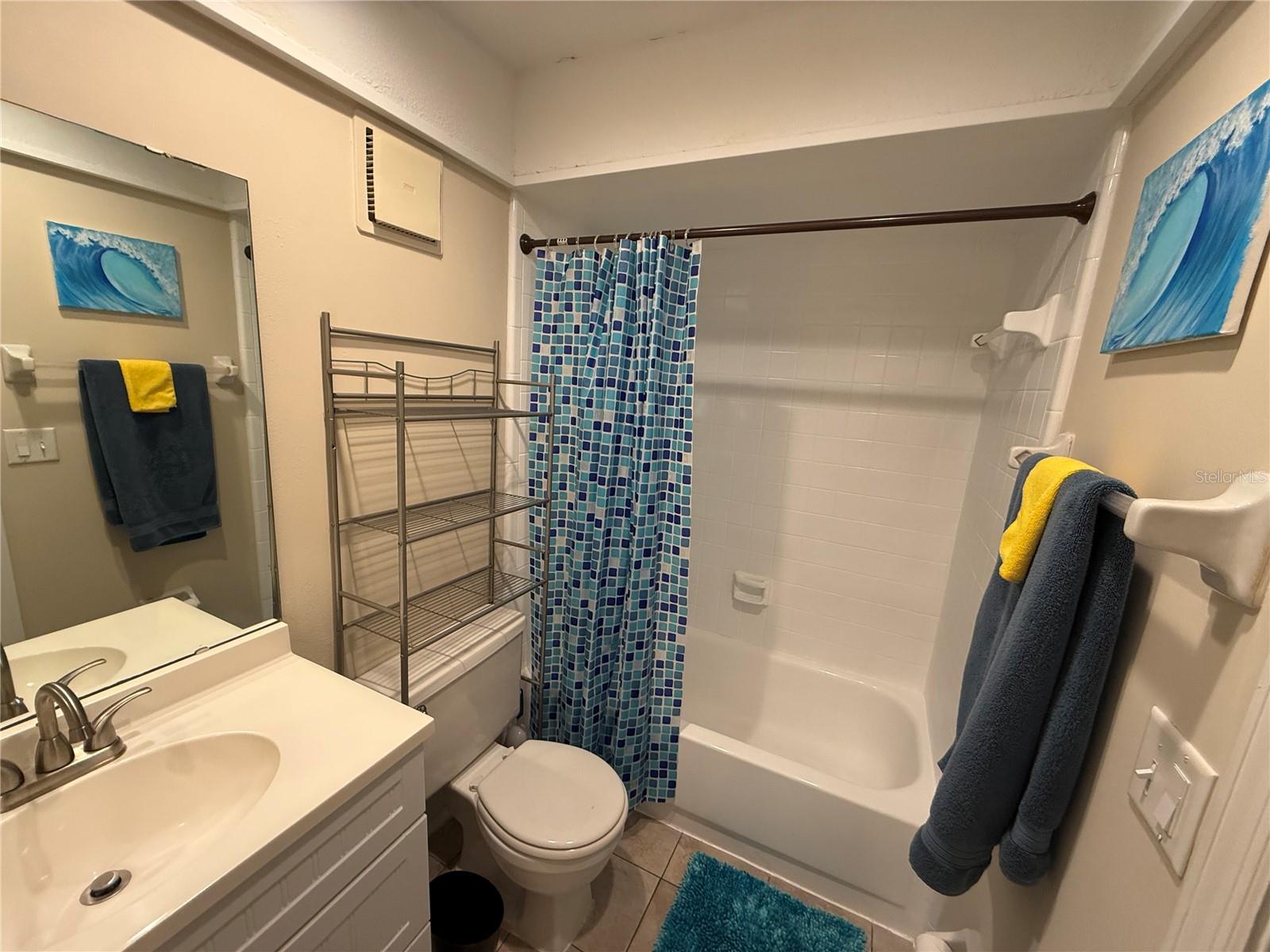 Image 20 of 28 For 1550 Gulfview Drive 444