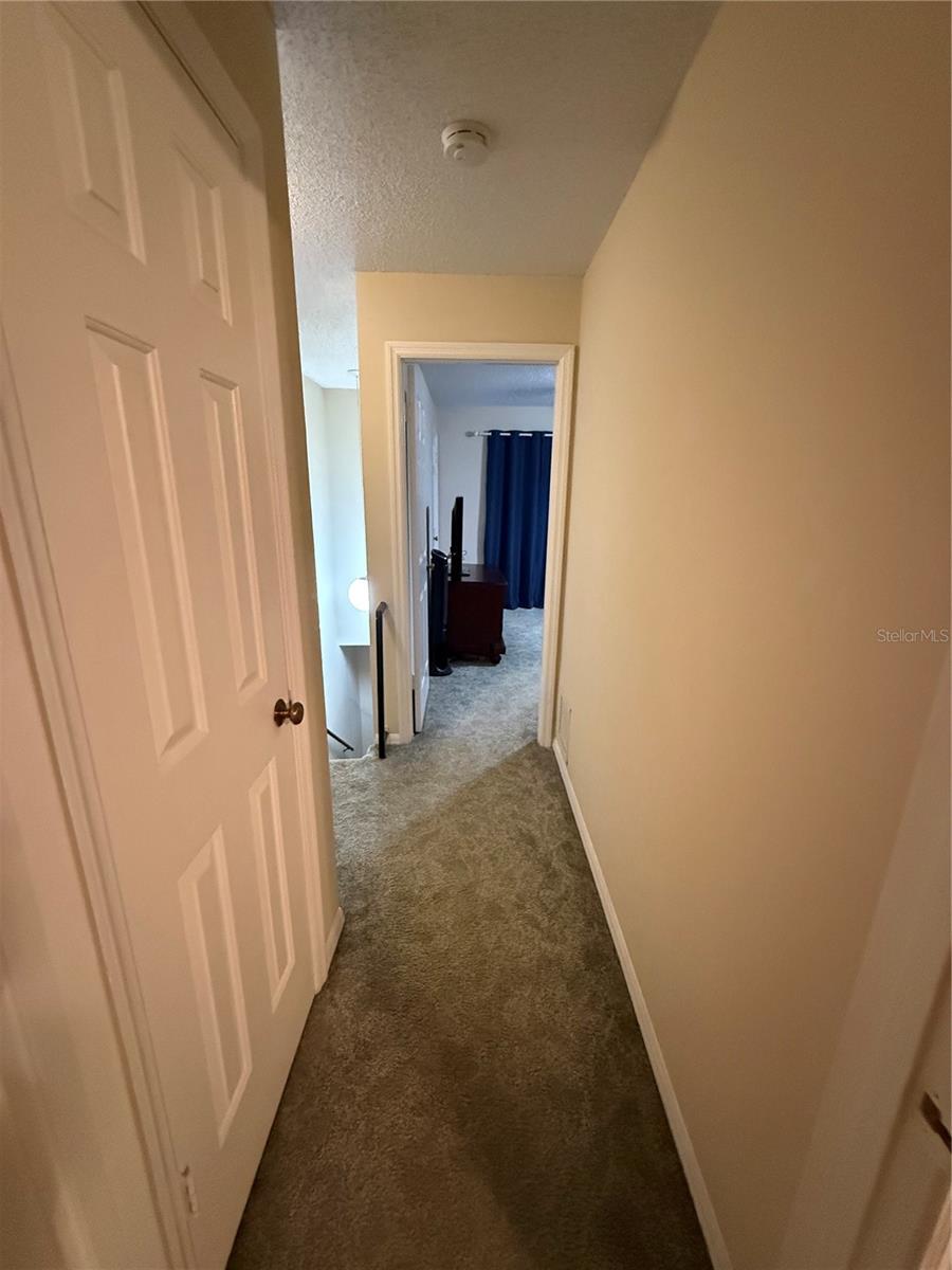 Image 24 of 28 For 1550 Gulfview Drive 444