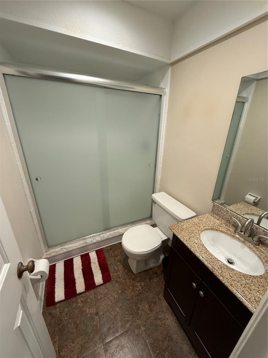 Image 25 of 28 For 1550 Gulfview Drive 444