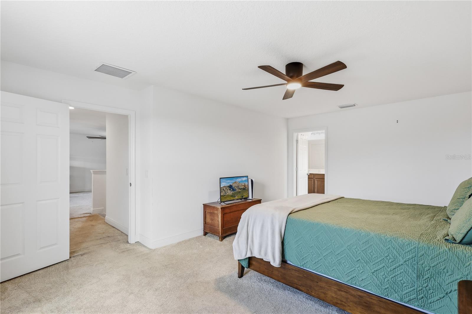 Image 18 of 71 For 2832 Nottel Drive